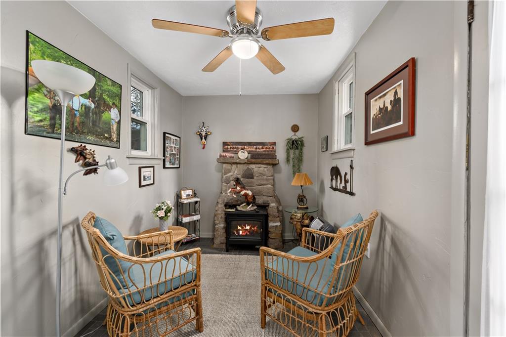 6115 Library Road Bethel Park, PA 15102 - Photo 13 of 43