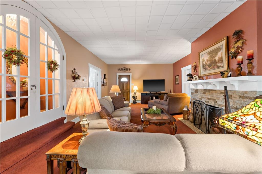 6115 Library Road Bethel Park, PA 15102 - Photo 5 of 43