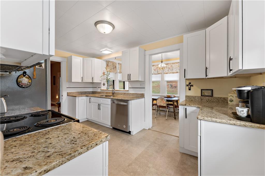 6115 Library Road Bethel Park, PA 15102 - Photo 9 of 43