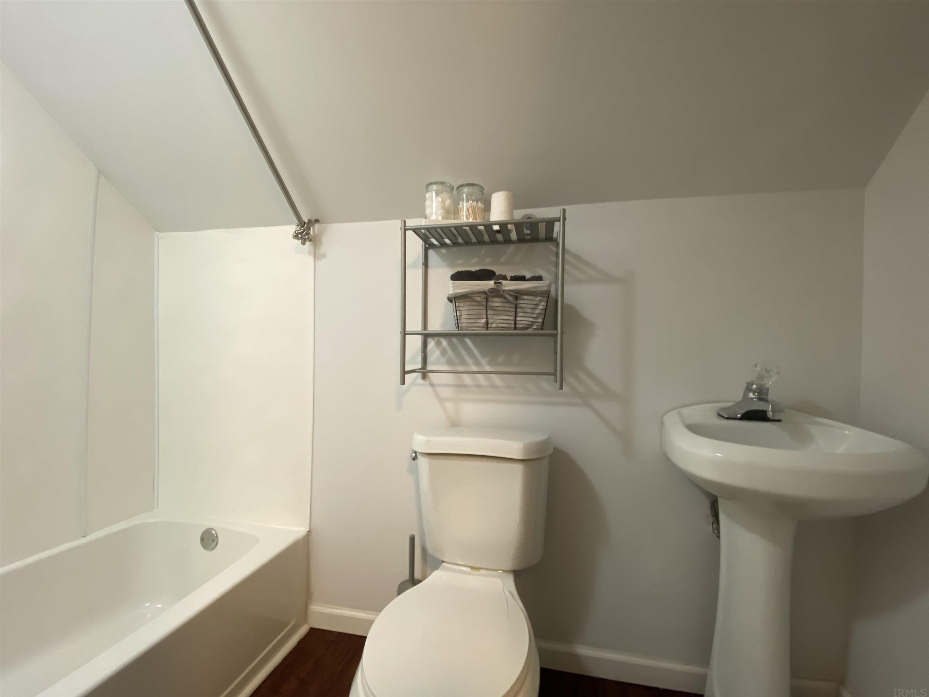 4766 Lenn Road Newburgh, IN 47630 - Photo 15 of 27 Gallery Image 15
