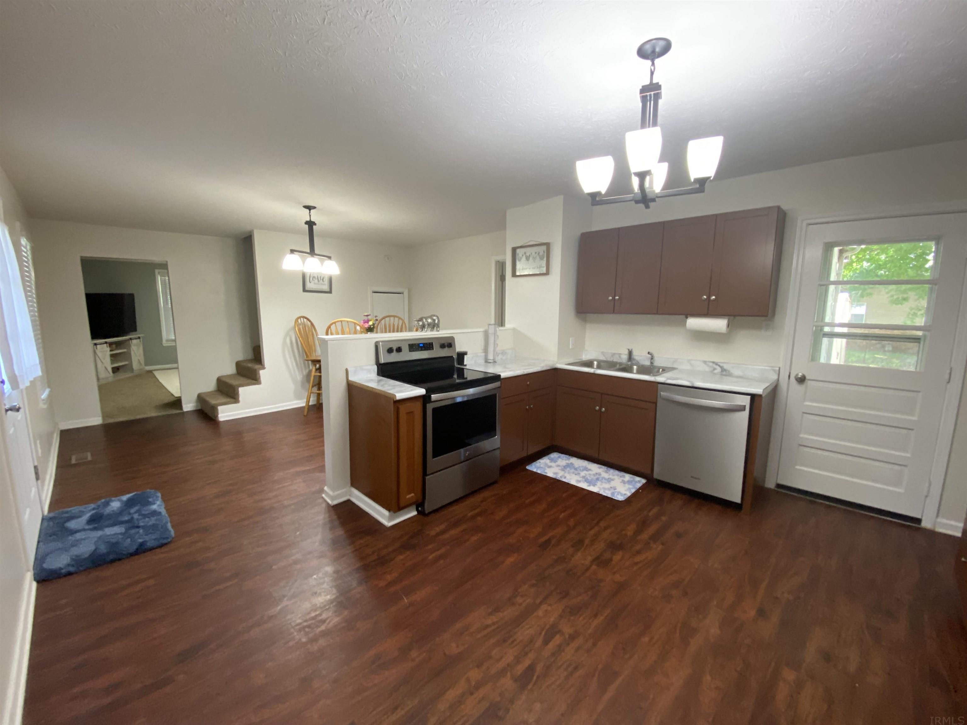 4766 Lenn Road Newburgh, IN 47630 - Photo 5 of 27 Gallery Image 5