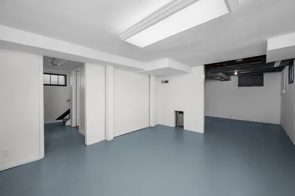 an empty room with a empty space