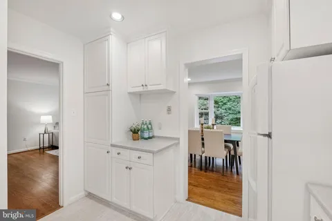 $450,000 | 615 Azalea Drive, Rockville, MD 20850