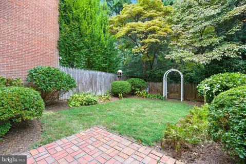 $450,000 | 615 Azalea Drive, Rockville, MD 20850