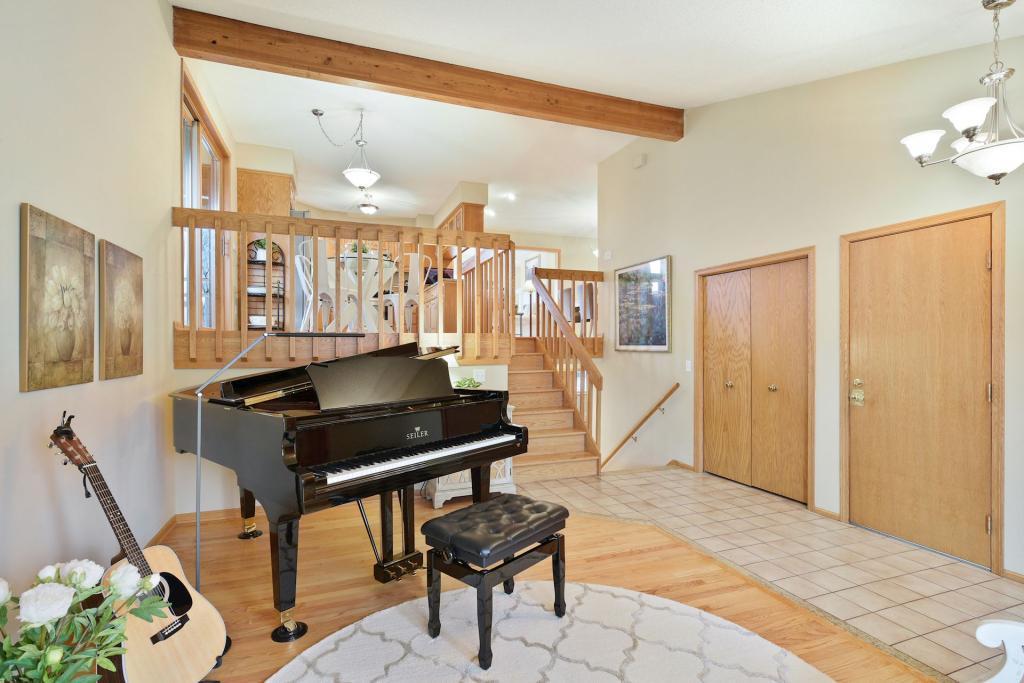 17751 Jericho Road Deephaven, MN 55391 - Photo 5 of 53