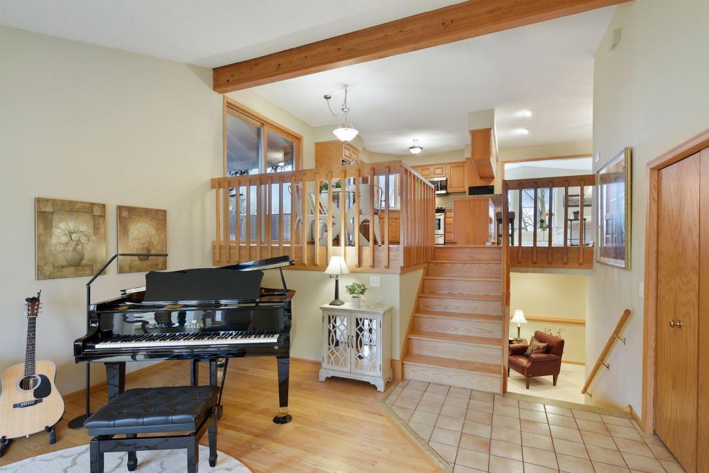17751 Jericho Road Deephaven, MN 55391 - Photo 7 of 53
