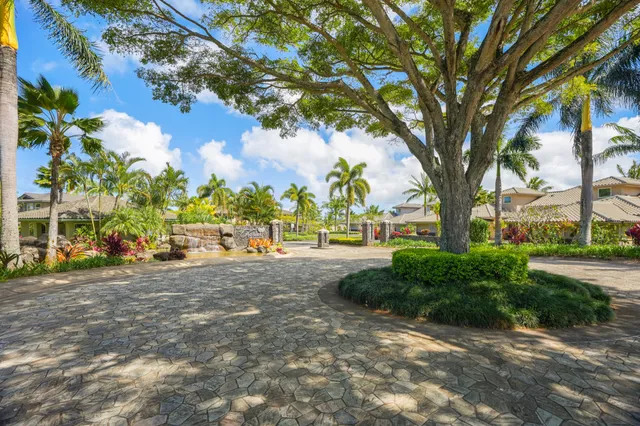a vase of flowers sitting on a table