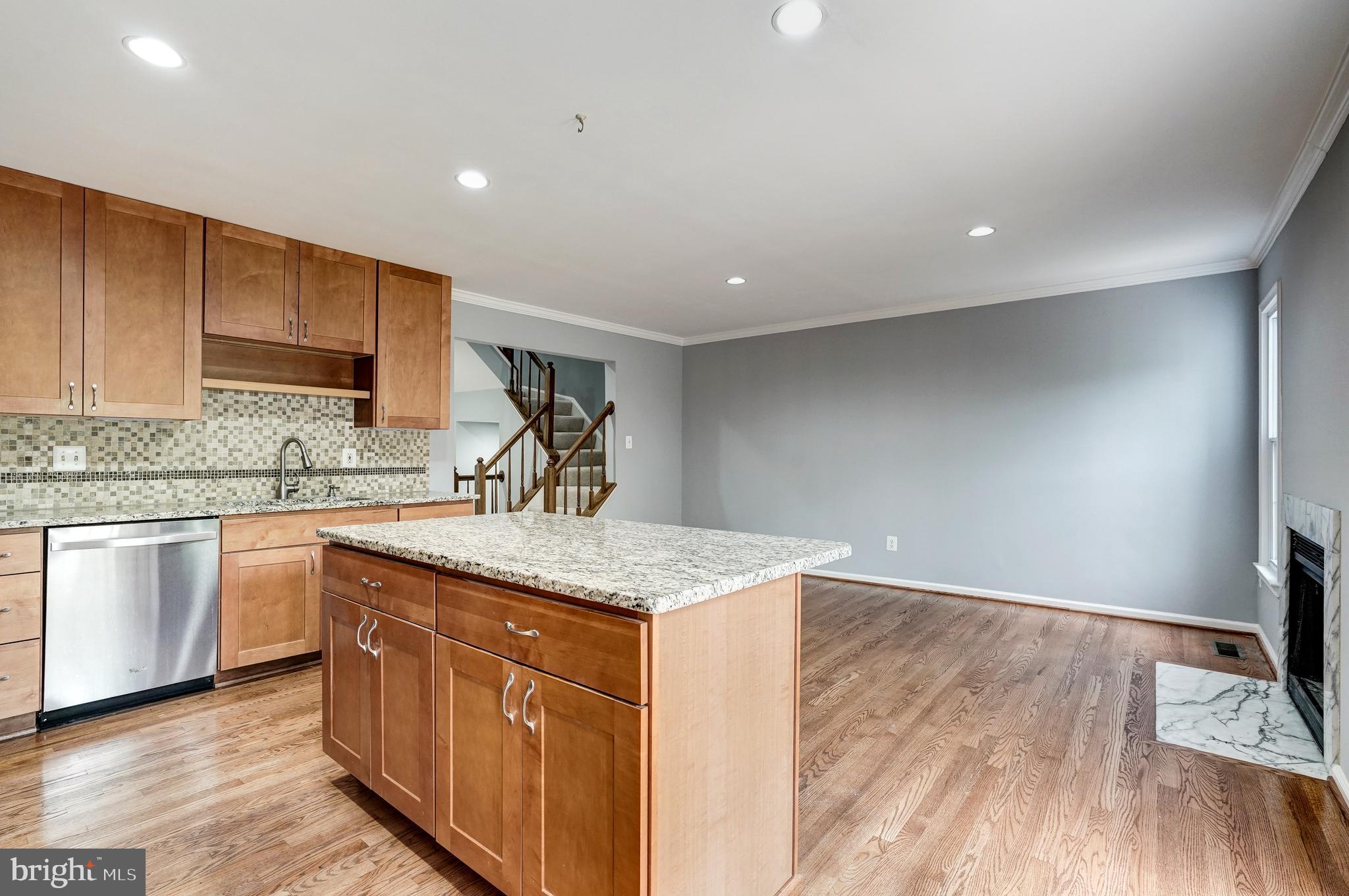 3827 Inverness Road Fairfax, VA 22033 - Photo 15 of 35