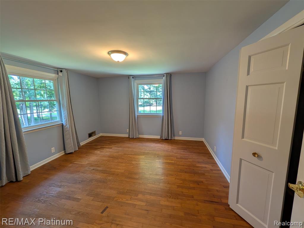 1430 Dauner Road Fenton, MI 48430 - Photo 17 of 41