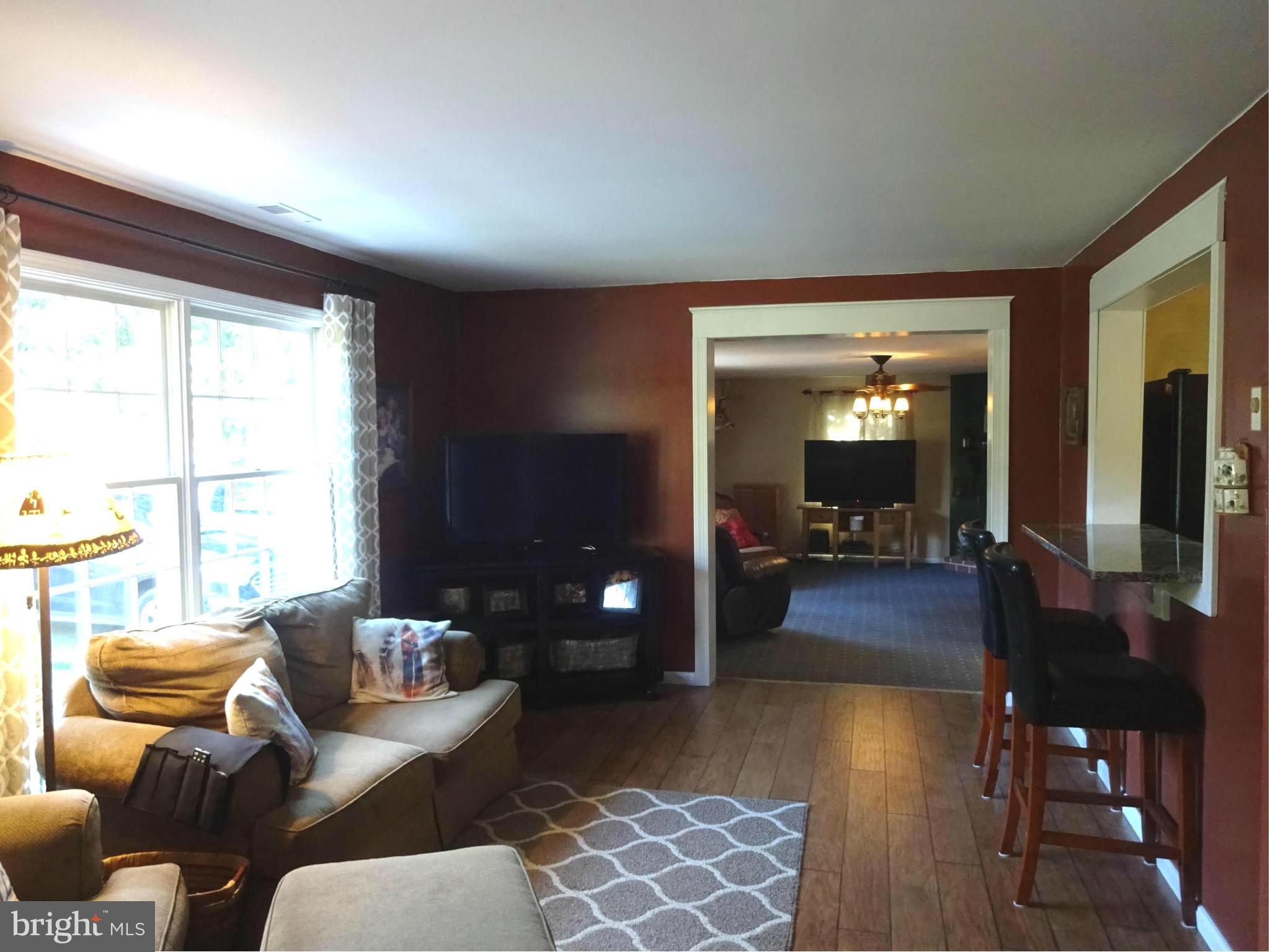 5438 Moose Lodge Road Cambridge, MD 21613 - Photo 3 of 30 Living Room