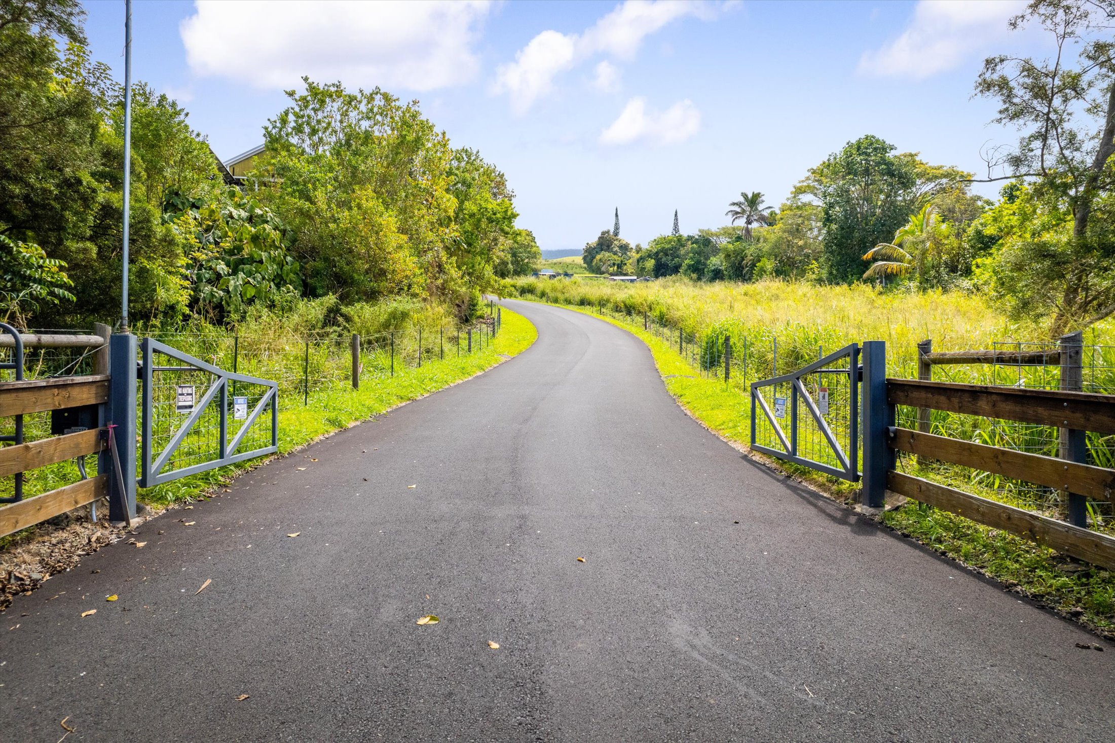 75-7140 Lot 1-a-5 Kuahewa Road Holualoa, HI 96725 - Photo 9 of 9 a view of a street with an outdoor space