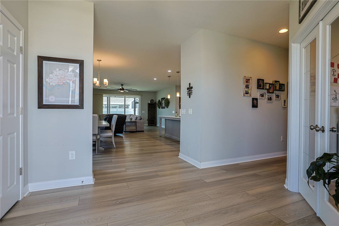 5013 Arena Court Hamilton, OH 45011 - Photo 4 of 41 This bright, airy entryway opens to a spacious, free-flowing living area.
