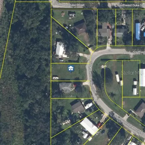 a picture of a bathroom