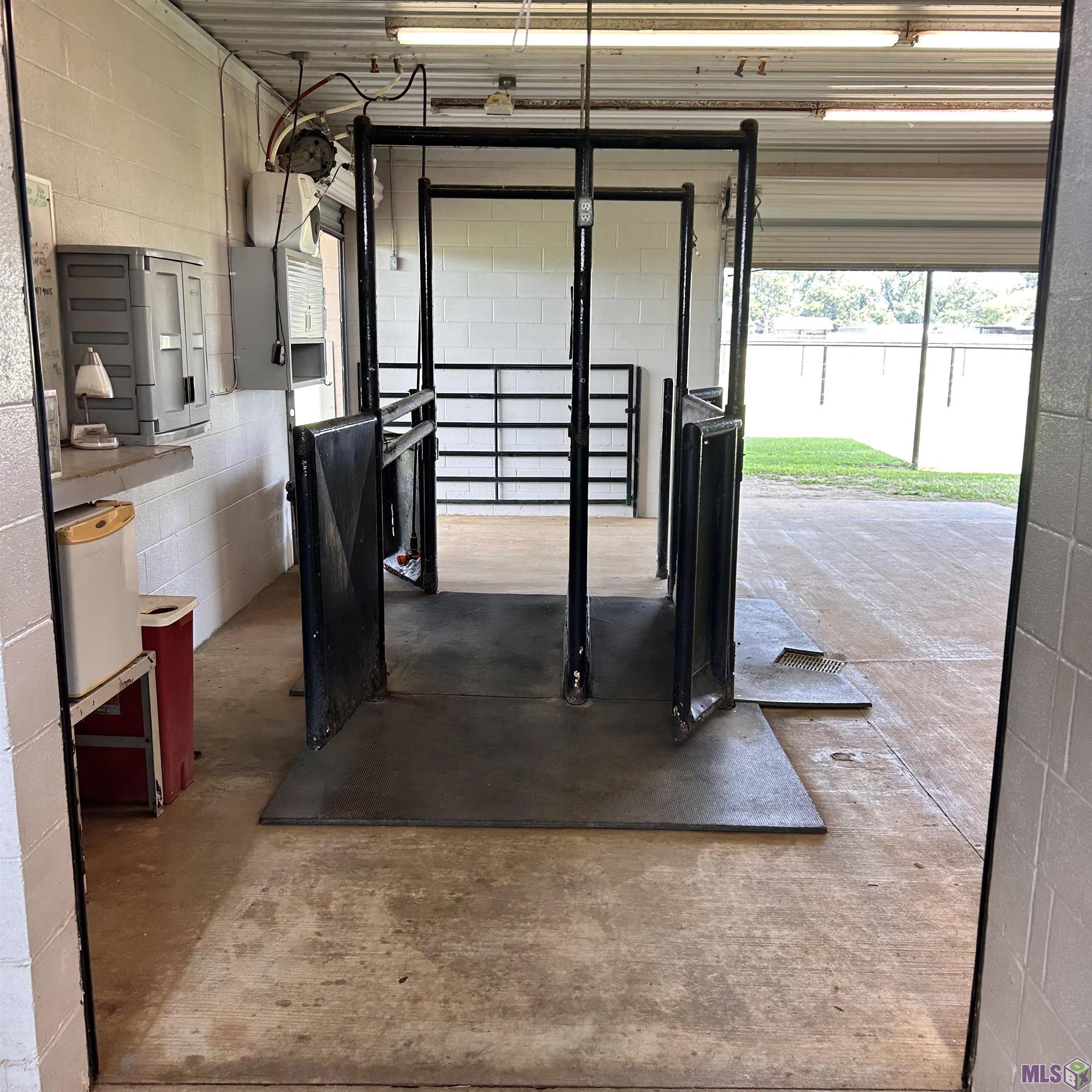 1435 Palmer Road Pineville, LA 71360 - Photo 13 of 59