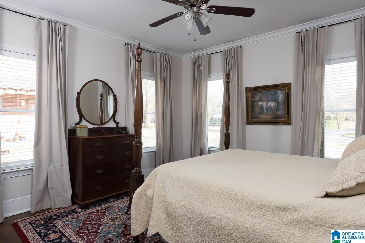 604 Cedar Street Talladega, AL 35160 - Photo 18 of 34