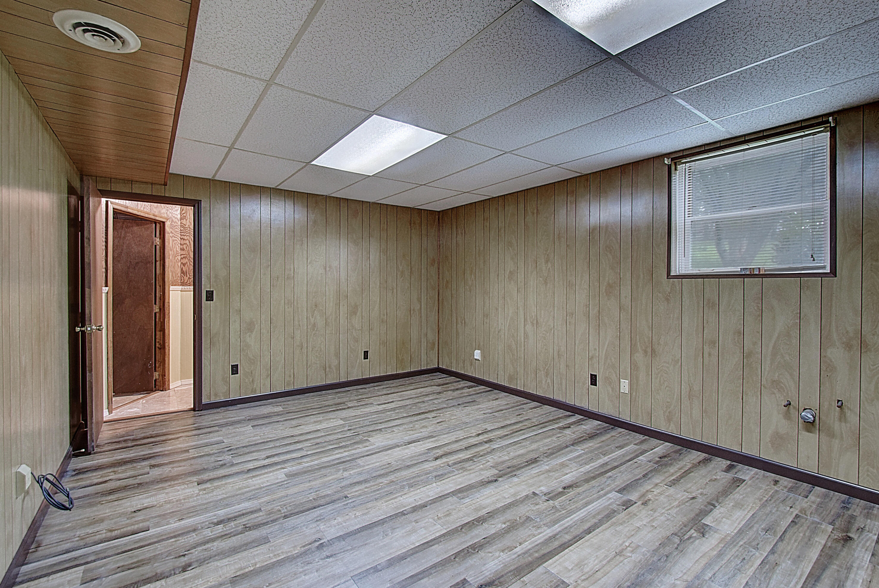218 Flourville Road Gray, TN 37615 - Photo 35 of 50 DSC_0322And8more