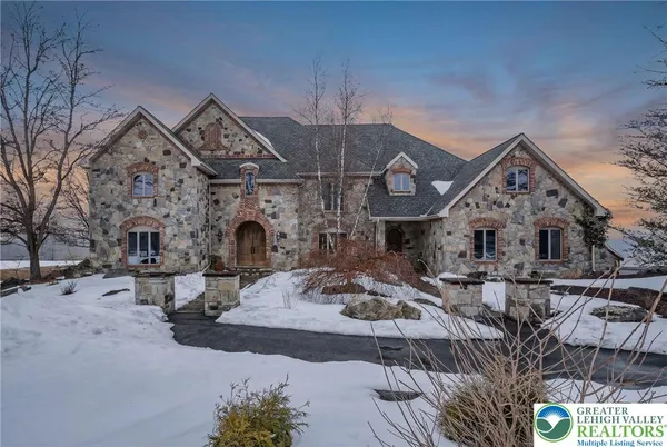 $1,695,000 | 216 Merwinsburg Road, Effort, PA 18330