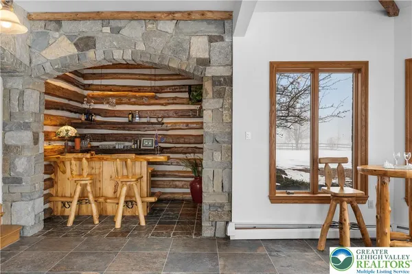$1,695,000 | 216 Merwinsburg Road, Effort, PA 18330