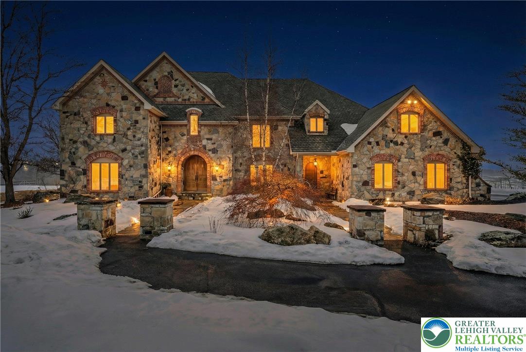 216 Merwinsburg Road Effort, PA 18330 - Photo 2 of 50 AI Enhanced