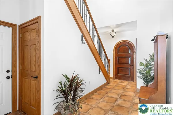 $1,695,000 | 216 Merwinsburg Road, Effort, PA 18330