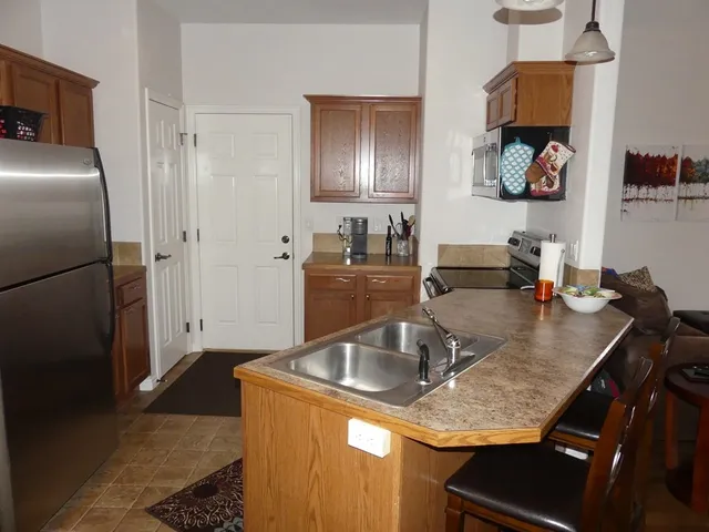 $379,900 | 24 Mangum Circle, Unit 1, Donnelly, ID 83615