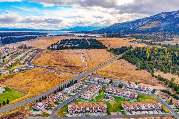 $379,900 | 24 Mangum Circle, Unit 1, Donnelly, ID 83615