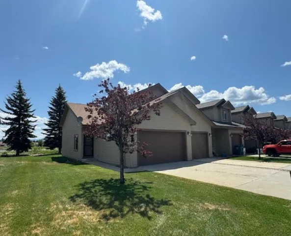 $379,900 | 24 Mangum Circle, Unit 1, Donnelly, ID 83615