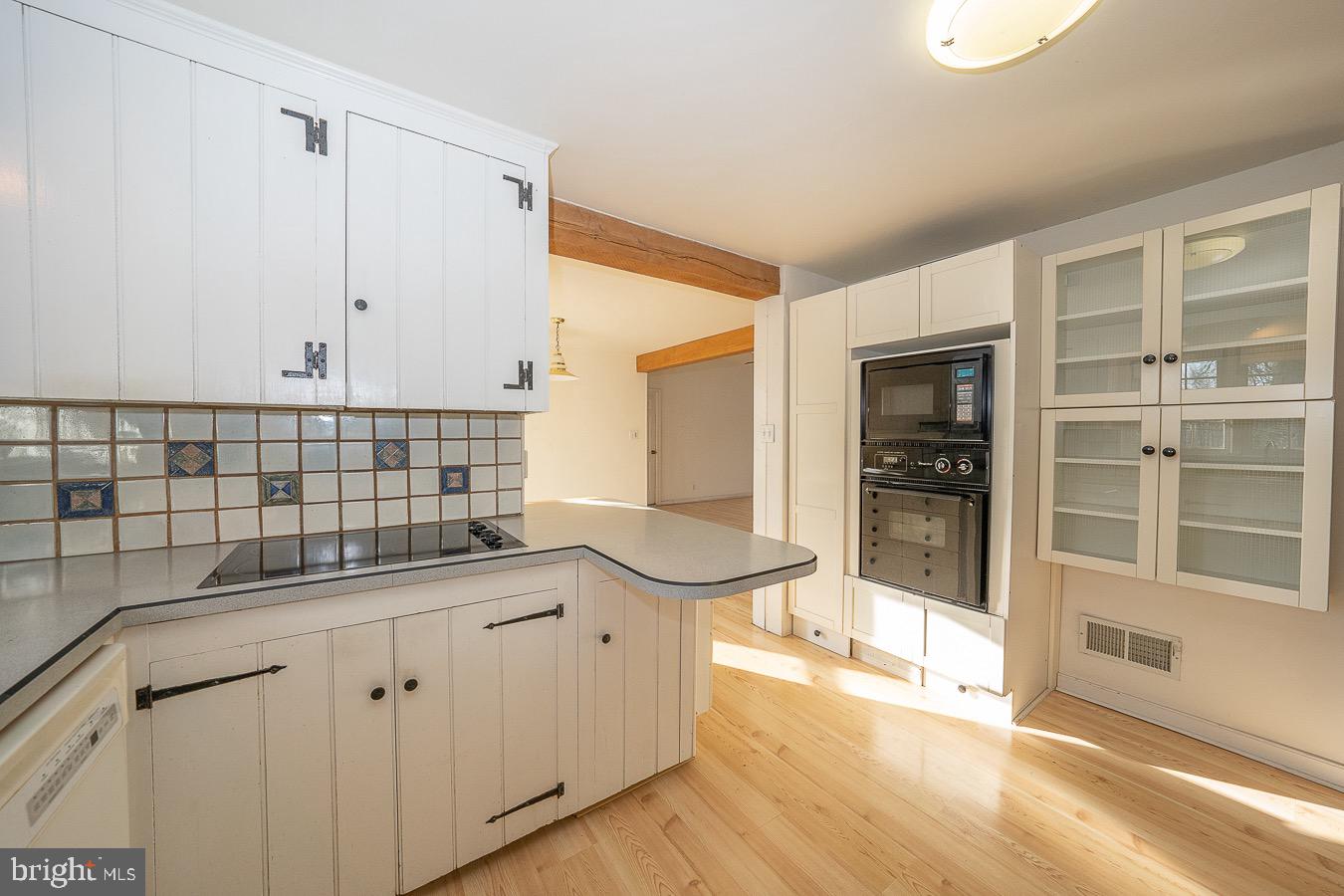 309 Church Road Devon, PA 19333 - Photo 16 of 48 Kitchen with Double oven - convection