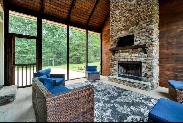 $870,000 | 332 Harris Road, Old Fort, TN 37362