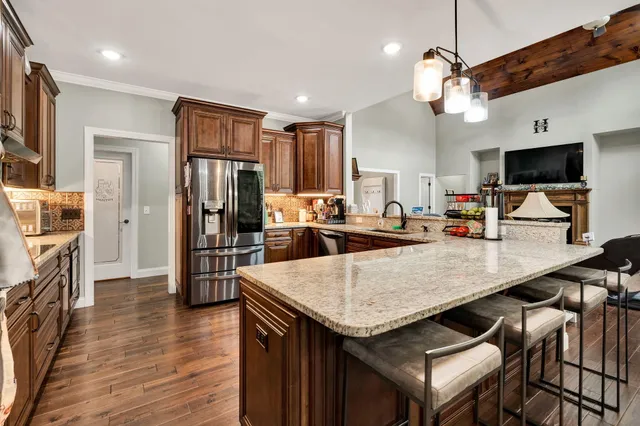 $870,000 | 332 Harris Road, Old Fort, TN 37362