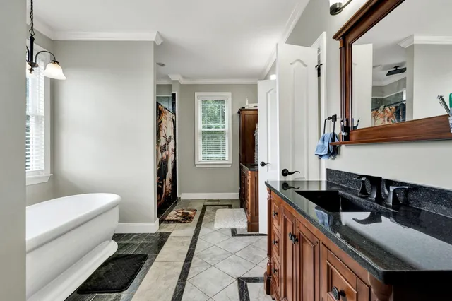 $870,000 | 332 Harris Road, Old Fort, TN 37362