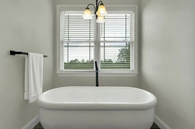 $870,000 | 332 Harris Road, Old Fort, TN 37362