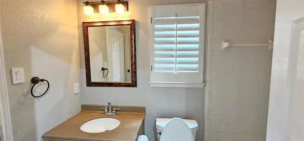 $2,950 | 2956 South Bend Drive, Dallas, TX 75229