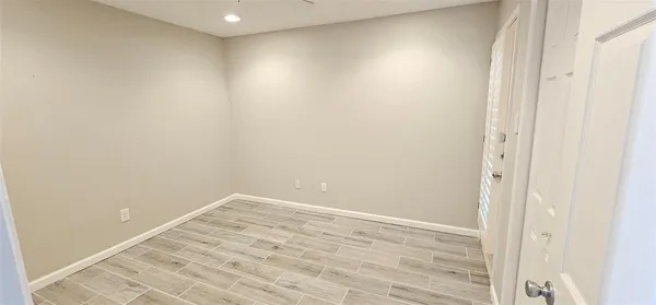 $2,950 | 2956 South Bend Drive, Dallas, TX 75229