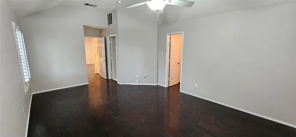 $2,950 | 2956 South Bend Drive, Dallas, TX 75229