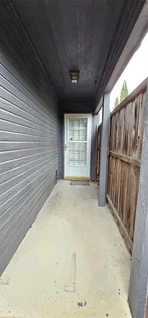 $2,950 | 2956 South Bend Drive, Dallas, TX 75229