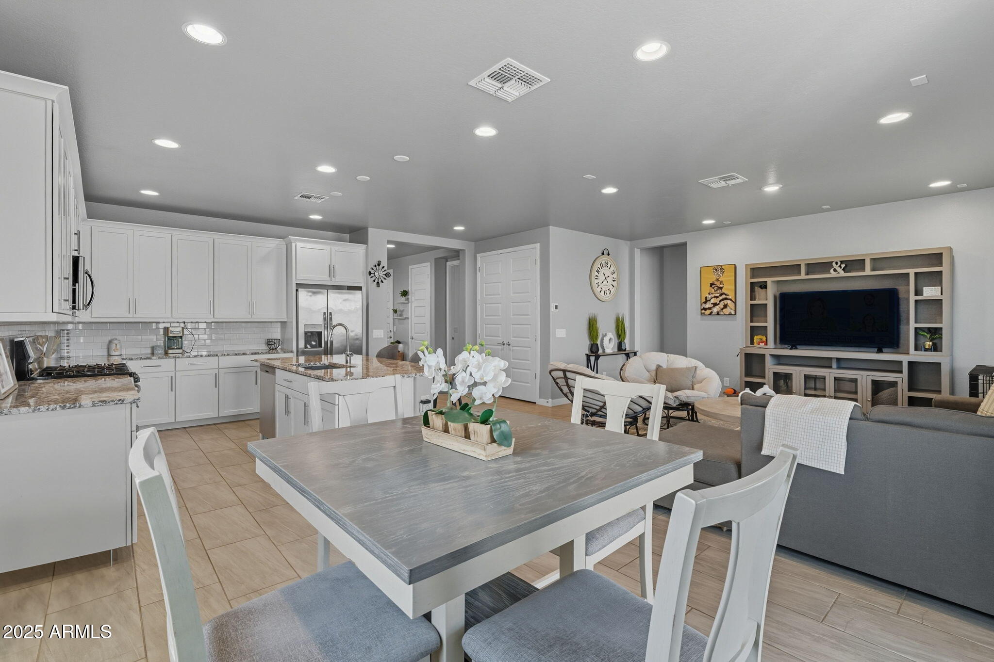 12404 East Soloman Road Gold Canyon, AZ 85118 - Photo 13 of 47 a view of a dining room with furniture