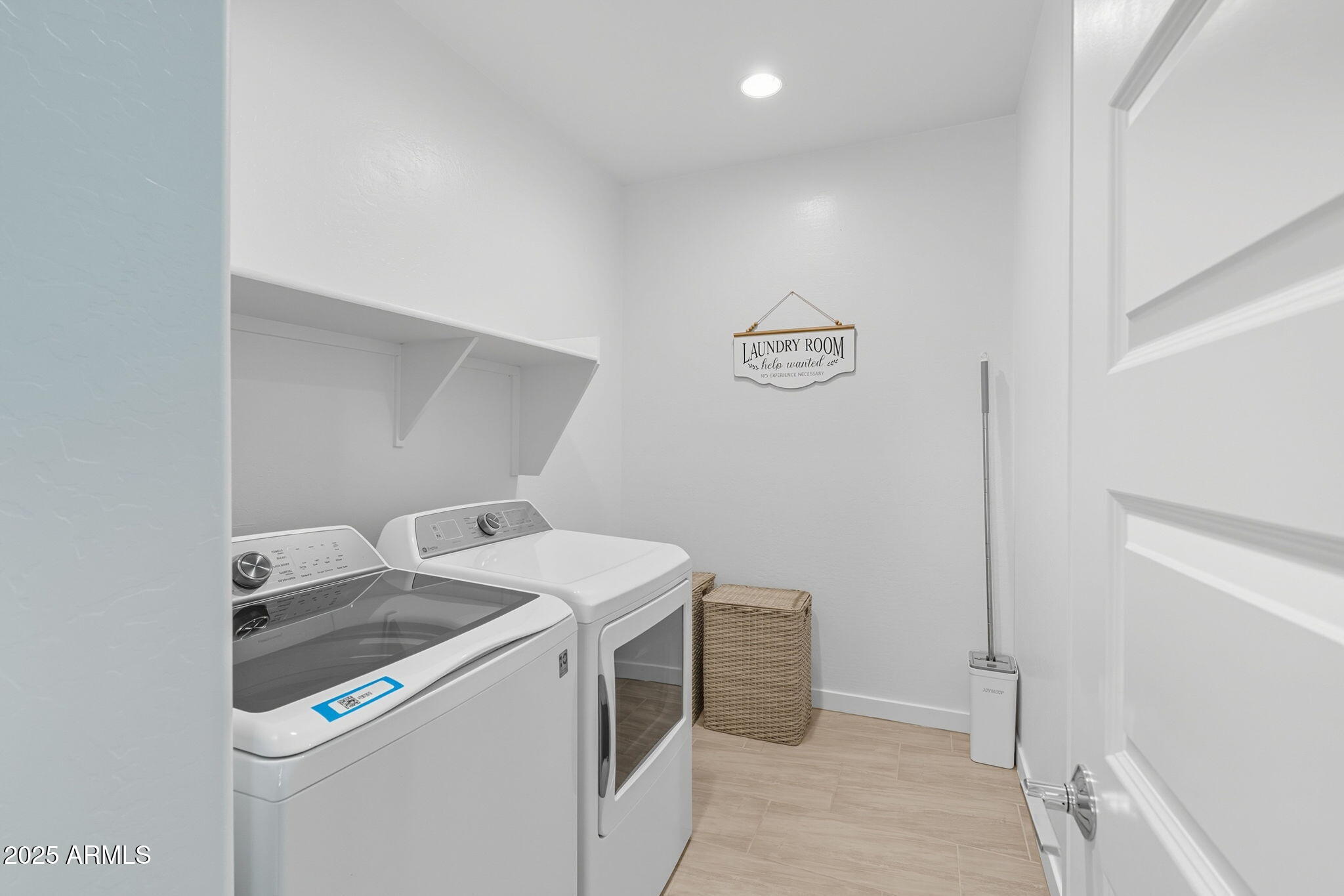 12404 East Soloman Road Gold Canyon, AZ 85118 - Photo 23 of 47 a utility room with dryer and washer