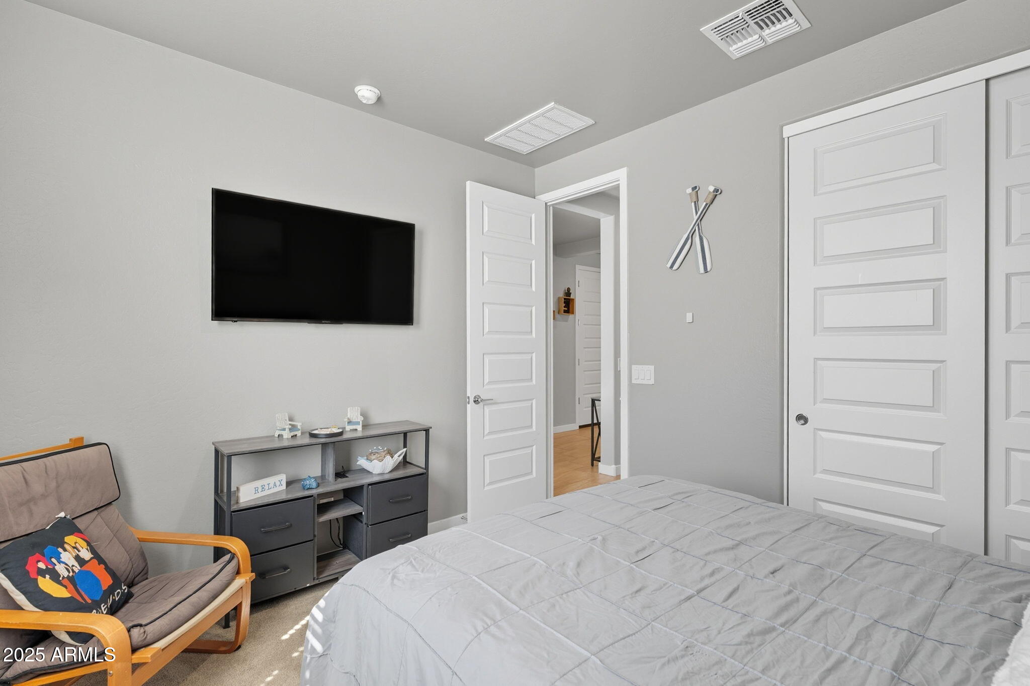 12404 East Soloman Road Gold Canyon, AZ 85118 - Photo 28 of 47 a bedroom with a bed and furniture