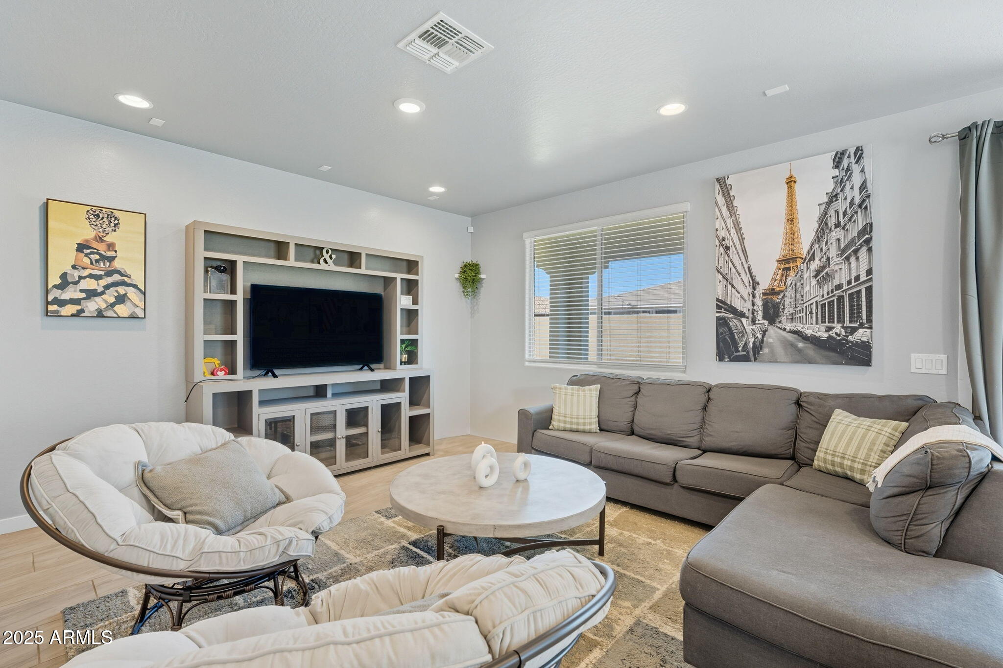 12404 East Soloman Road Gold Canyon, AZ 85118 - Photo 7 of 47 a living room with furniture and a flat screen tv