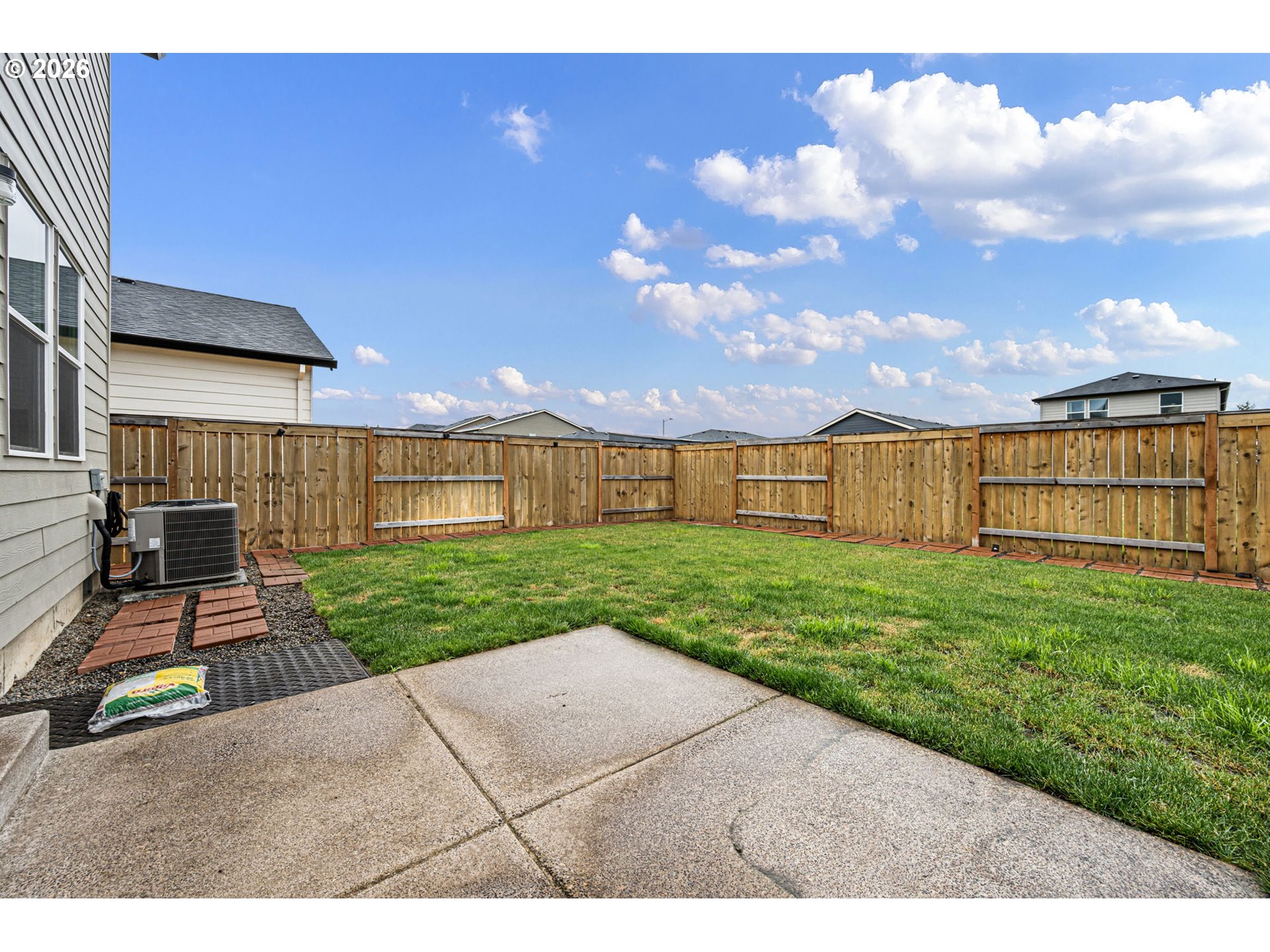 2651 Fenya Street Springfield, OR 97477 - Photo 40 of 48