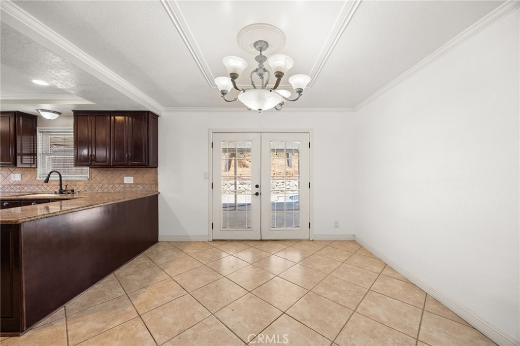 10937 Desert Sand Avenue Riverside, CA 92505 - Photo 14 of 46
