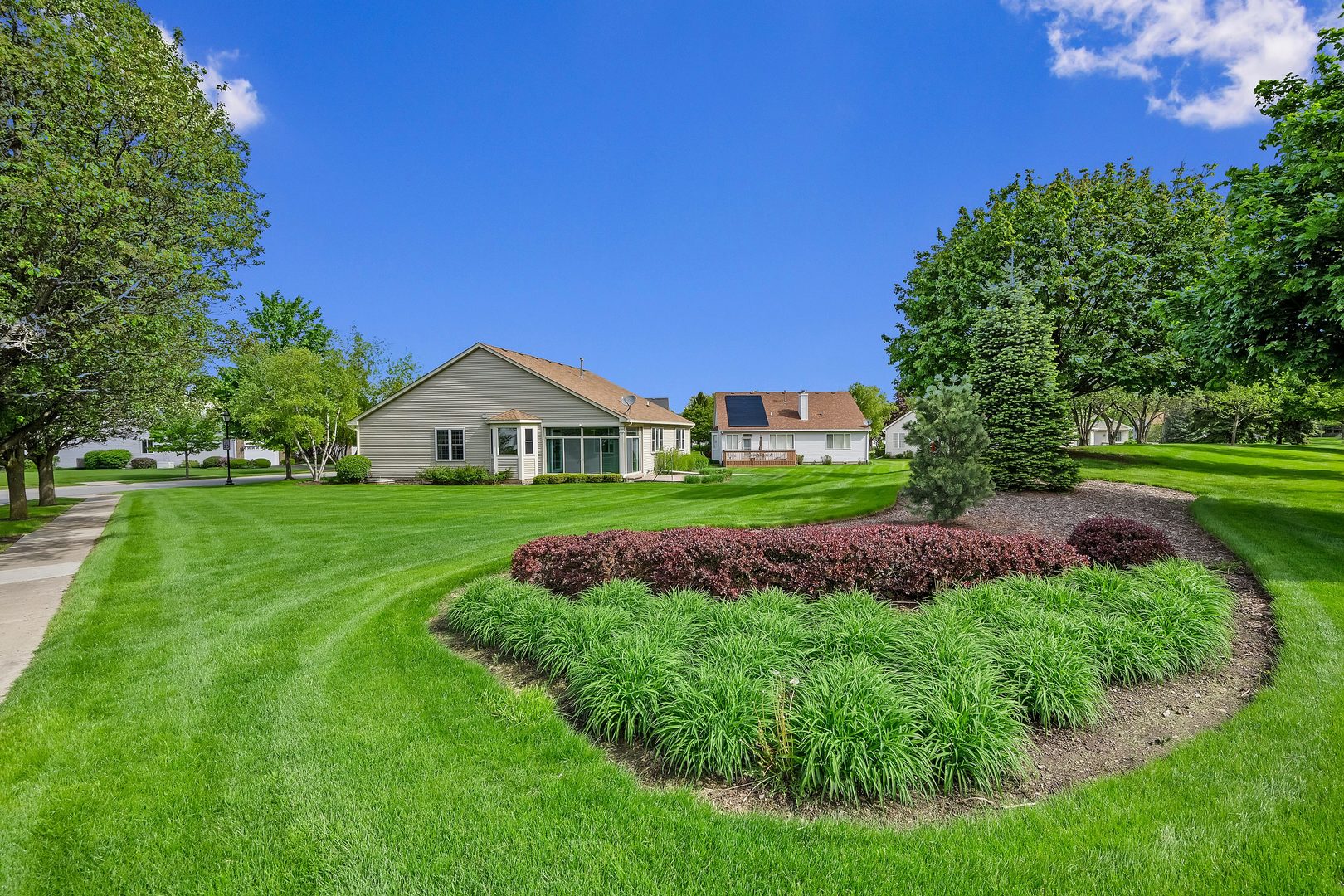 669 Saugatuk Circle Romeoville, IL 60446 - Photo 27 of 33