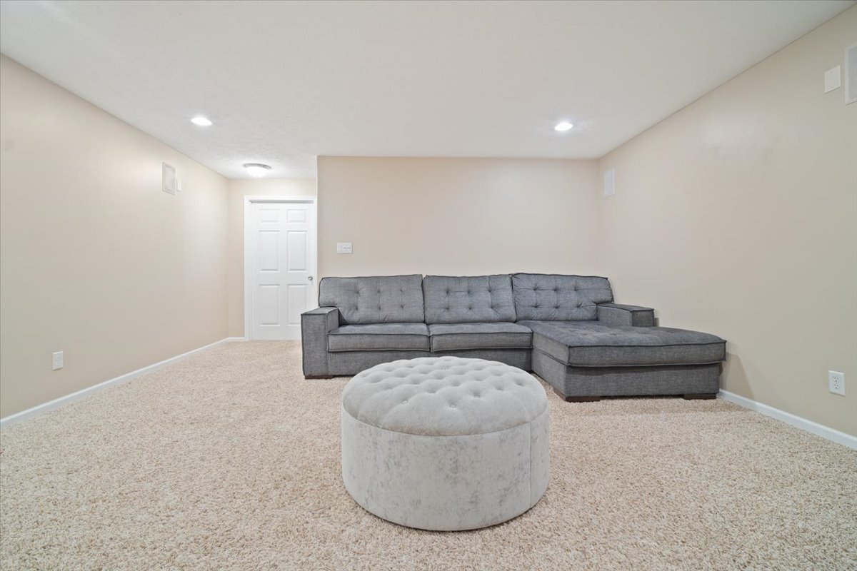 2205 Bracebridge Road Bloomington, IL 61705 - Photo 20 of 31 Gallery Image 20