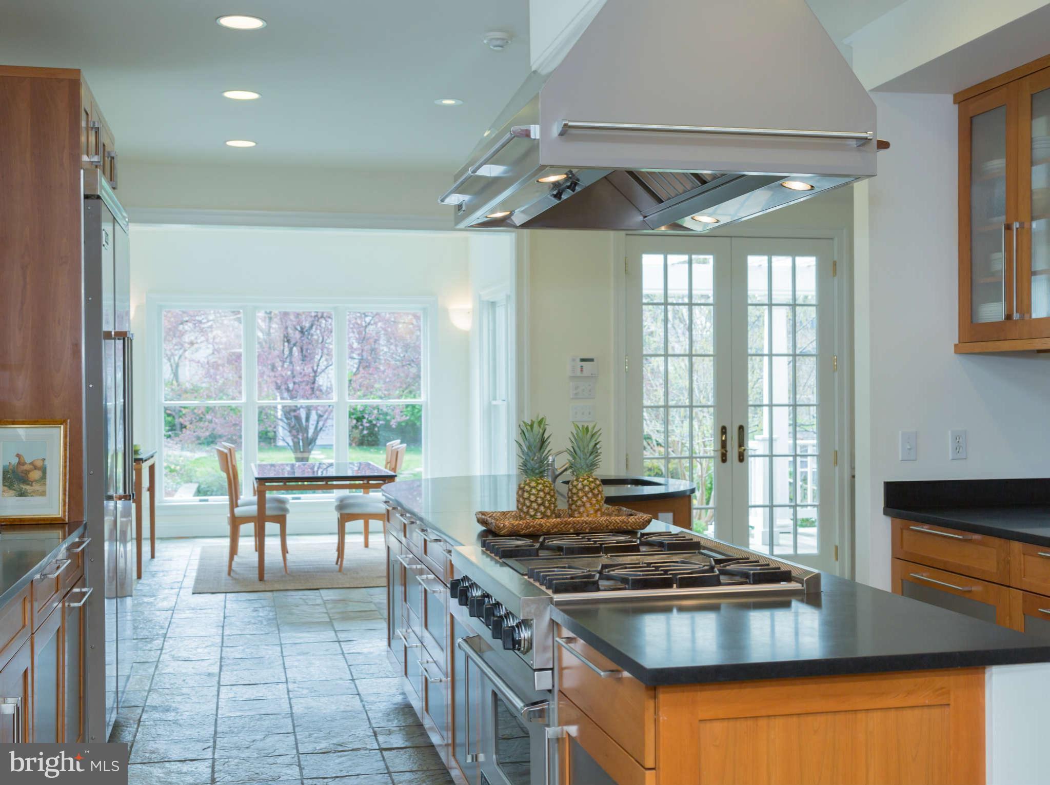 3836 Woodley Road Northwest Washington, DC 20016 - Photo 8 of 30 Kitchen