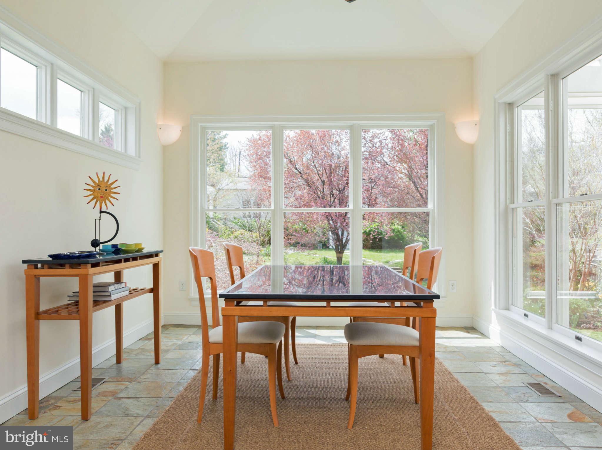 3836 Woodley Road Northwest Washington, DC 20016 - Photo 9 of 30 Breakfast Room