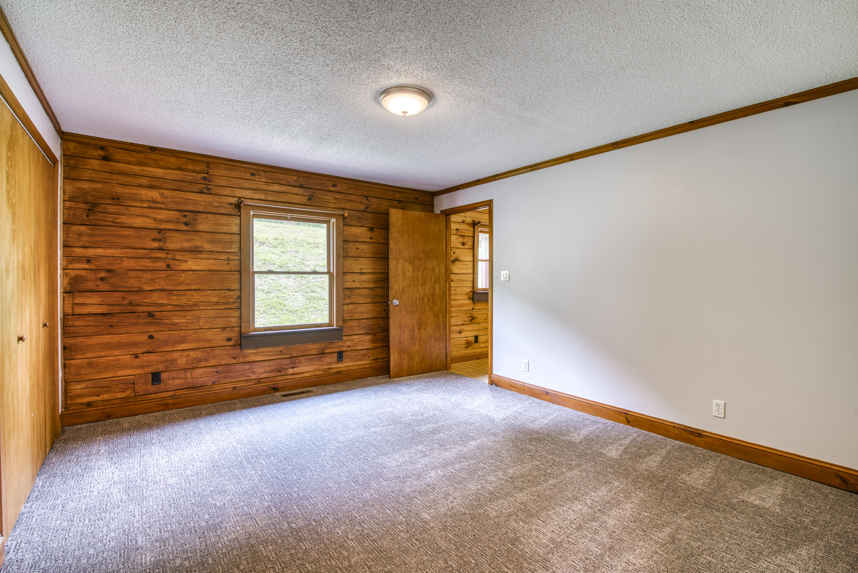 28318 Robindale Road Meadowview, VA 24361 - Photo 34 of 70 master bdrm