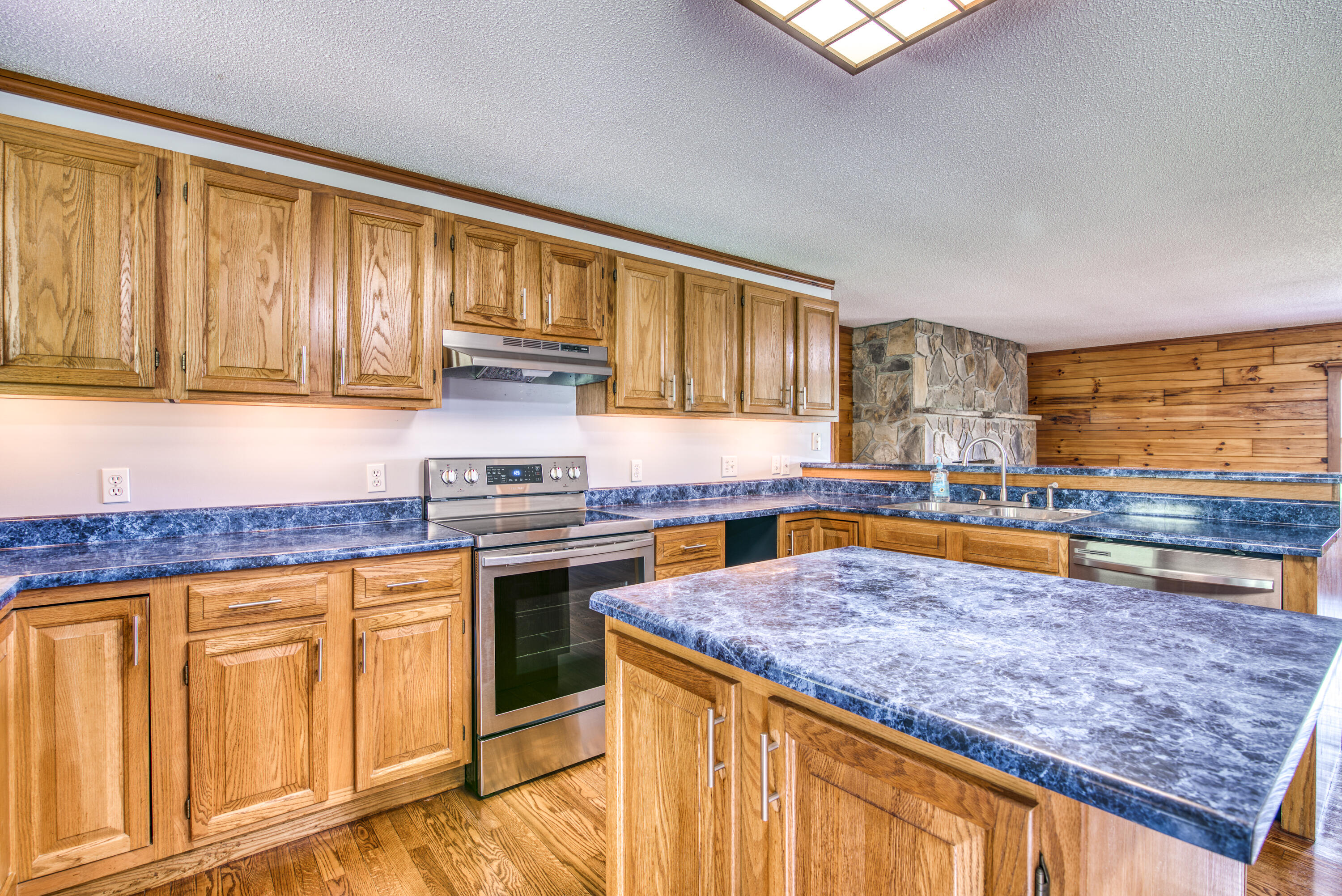 28318 Robindale Road Meadowview, VA 24361 - Photo 49 of 70 99C32F09-DD9D-4E8E-AF90-0D935C7B6480