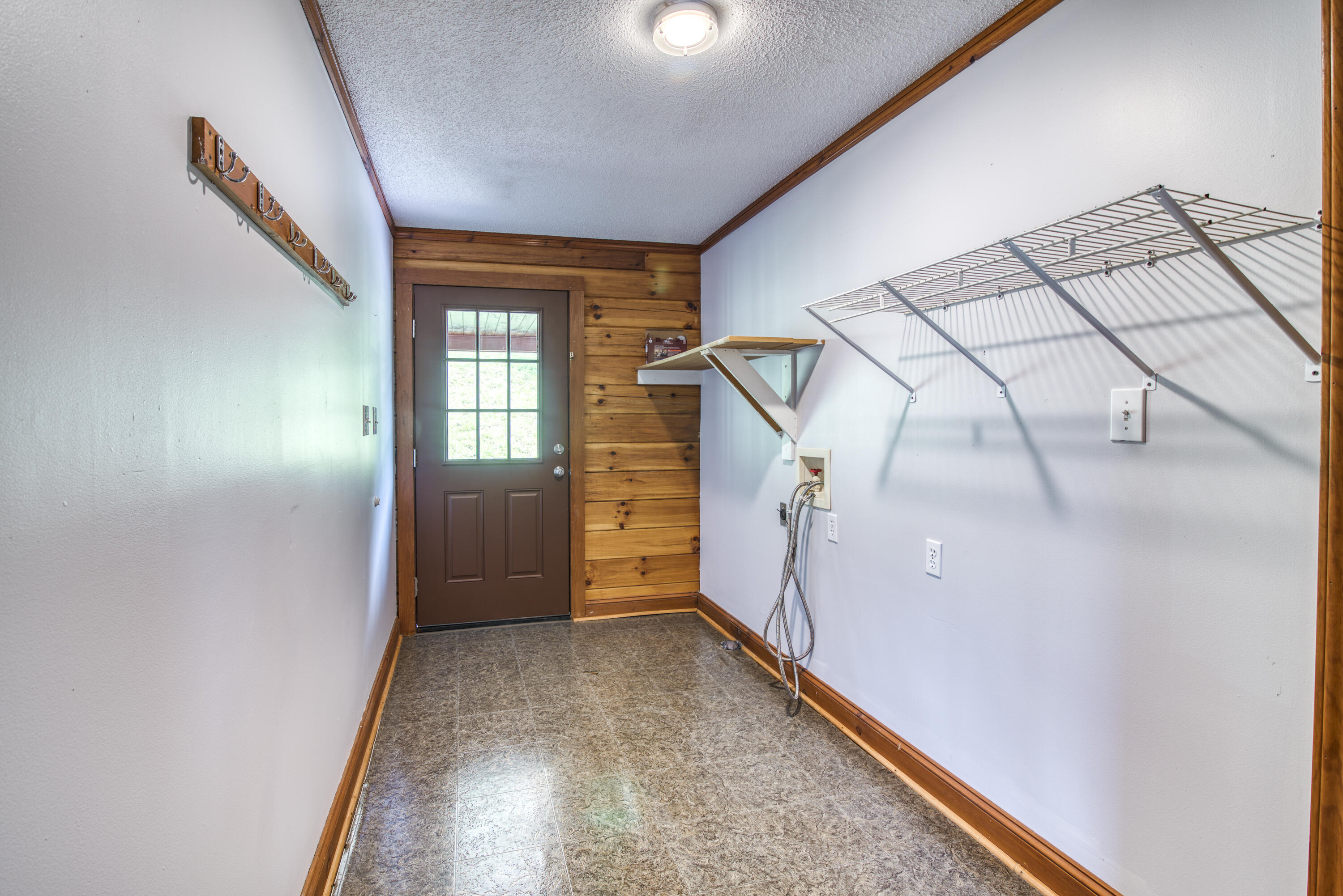 28318 Robindale Road Meadowview, VA 24361 - Photo 50 of 70 Laundry