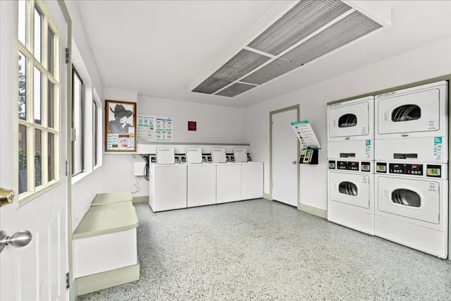 $215,000 | 903 Fulton Avenue, Unit 407, Sacramento, CA 95825